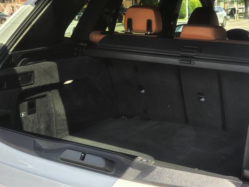 Used 2022 BMW X5 xDrive40i AWD/4WD image 28