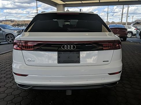 Used 2022 Audi Q8 Premium Plus w/ Premium Plus Package image 6