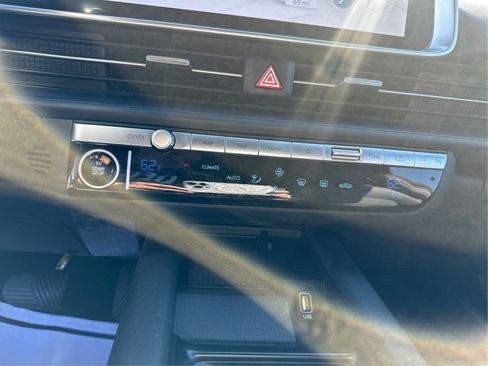 Used 2024 Hyundai Ioniq 6 SEL AWD/4WD image 27