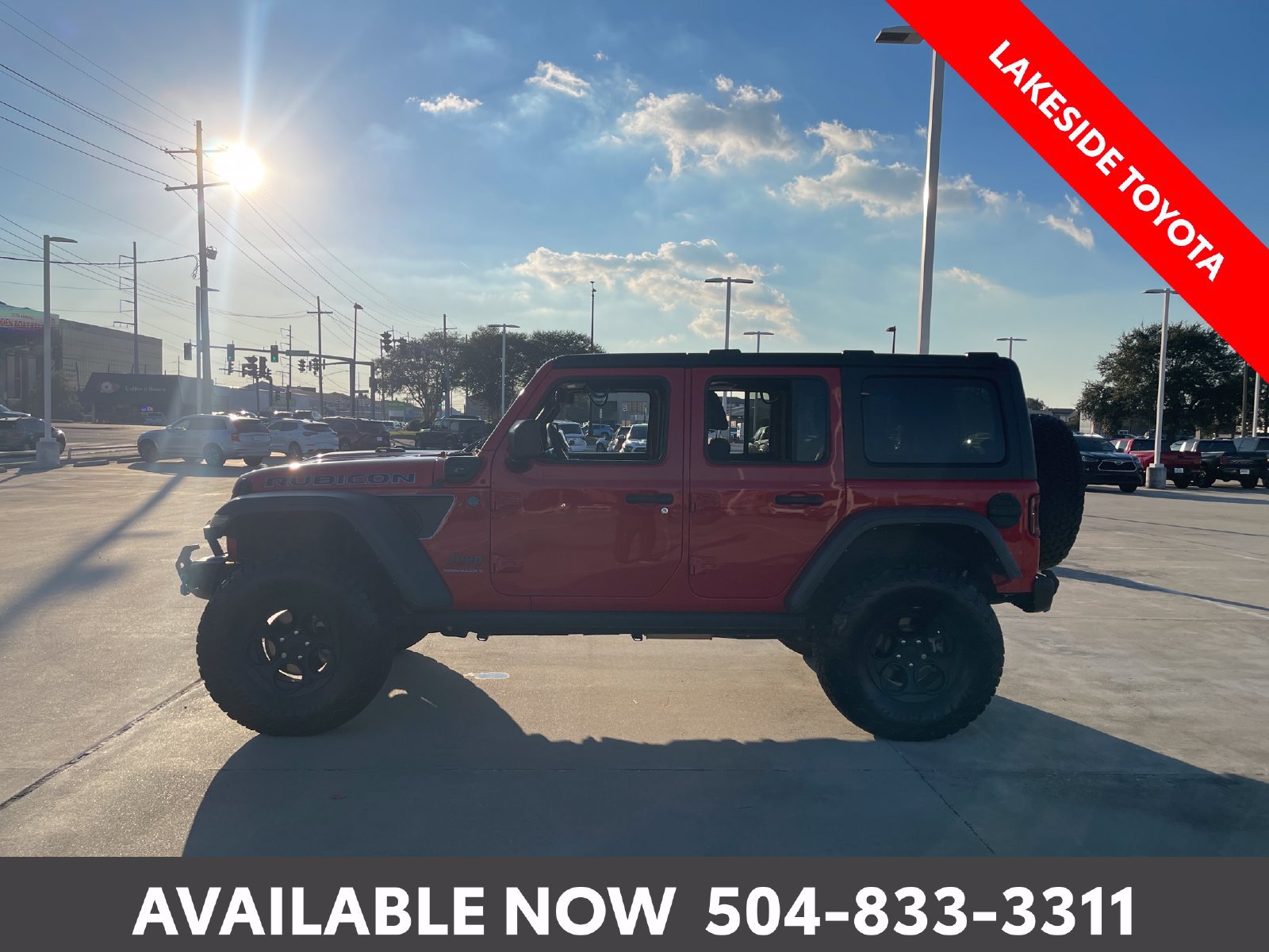 Used 2023 Jeep Wrangler Unlimited Rubicon 4xe AWD/4WD image 2