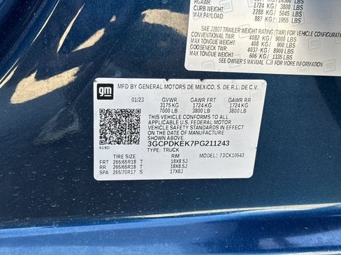 Used 2023 Chevrolet Silverado 1500 LT AWD/4WD image 33