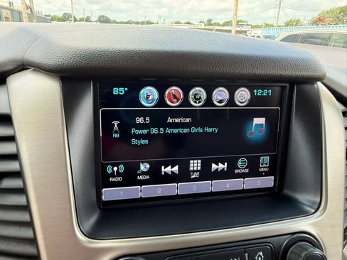 Used 2018 GMC Yukon XL Denali w/ Denali Ultimate Package AWD/4WD image 15
