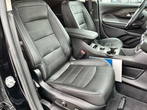 Used 2024 GMC Terrain Denali AWD/4WD image 25