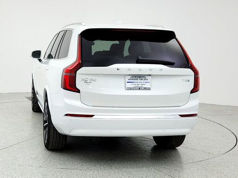 New 2026 Volvo XC90 T8 Plus image 6