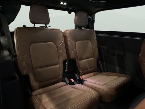 New 2024 Ford Bronco Heritage Edition AWD/4WD image 13
