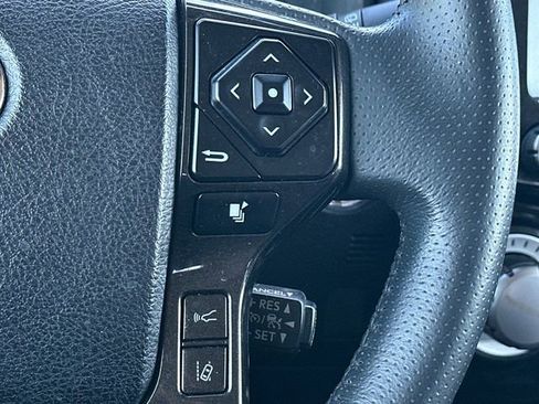 Used 2023 Toyota 4Runner TRD Off-Road AWD/4WD image 8