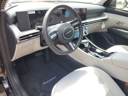 Used 2025 Hyundai Tucson SEL image 4