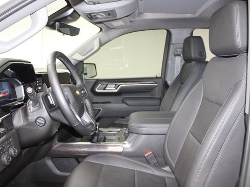 Used 2025 Chevrolet Silverado 1500 LTZ w/ LTZ Premium Package AWD/4WD image 19