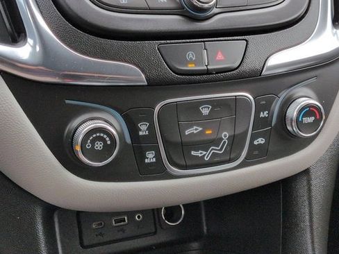 Used 2024 Chevrolet Equinox LS w/ LS Convenience Package FWD image 13