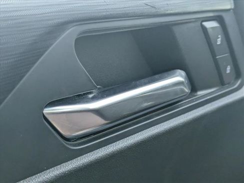 Used 2024 GMC Acadia Elevation w/ Luxury Package FWD image 16