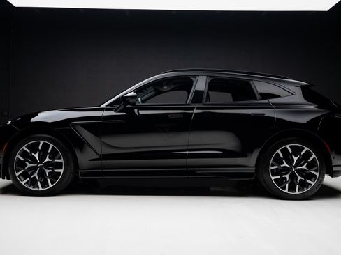 Used 2023 Aston Martin DBX 707 AWD/4WD image 17