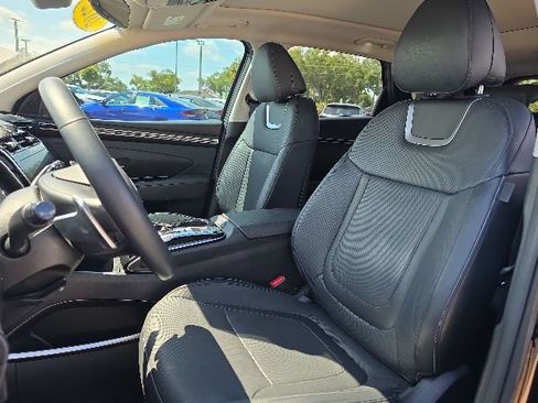 Used 2022 Hyundai Tucson Limited FWD image 5