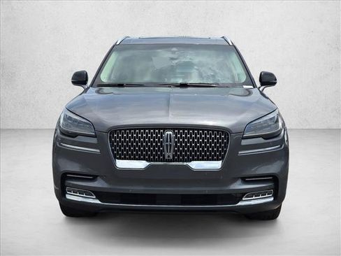 Used 2021 Lincoln Aviator Reserve RWD image 2