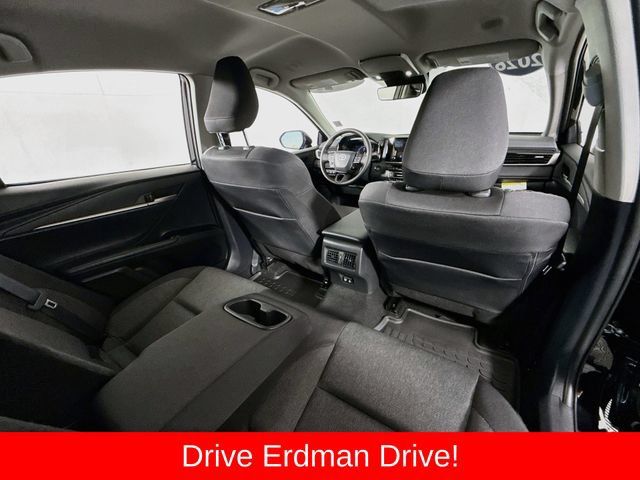 Used 2026 Toyota Camry LE w/ Convenience Package FWD image 29