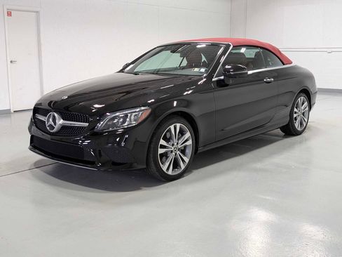 Used 2019 Mercedes-Benz C 300 4MATIC Cabriolet image 2