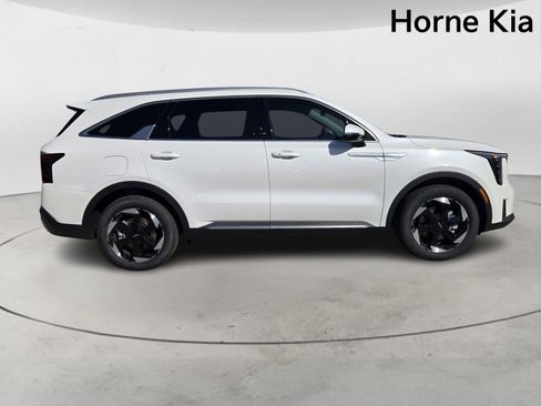 New 2025 Kia Sorento EX w/ EX Panoramic Sunroof Package image 3