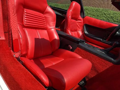 Used 1996 Chevrolet Corvette Coupe RWD image 32