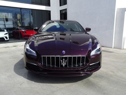 Used 2018 Maserati Quattroporte S GranLusso image 2