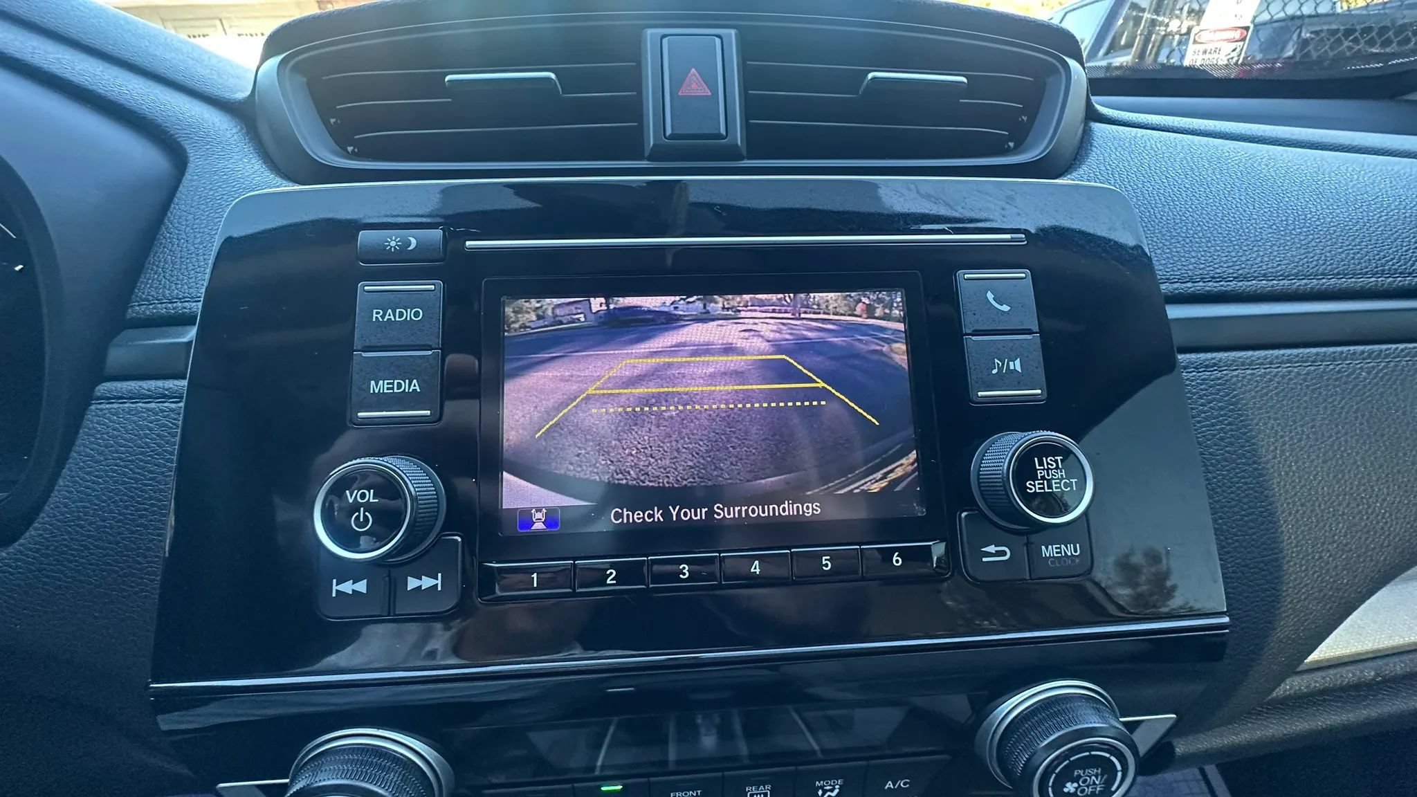 Used 2018 Honda CR-V LX image 21