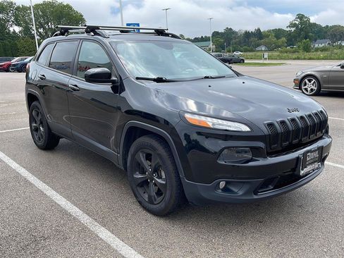 Used 2015 Jeep Cherokee Latitude w/ Comfort/Convenience Group AWD/4WD image 20