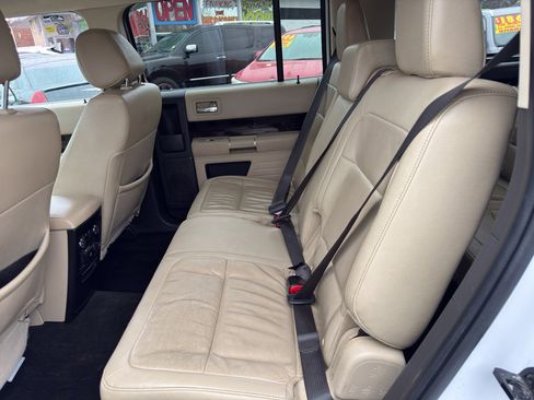 Used 2018 Ford Flex SEL w/ Equipment Group 202A image 12