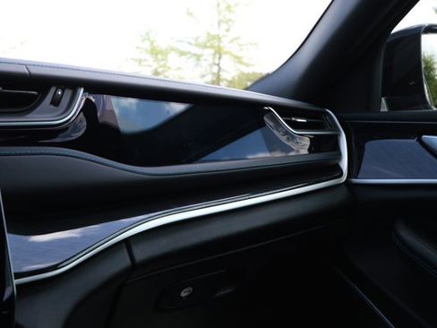 Used 2022 Jeep Grand Cherokee Trailhawk image 34