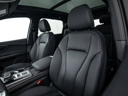 Certified 2023 Audi Q7 2.0T Premium Plus w/ Premium Plus Package AWD/4WD image 16