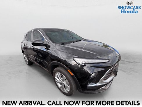 Used 2025 Buick Encore GX Preferred AWD/4WD image 6
