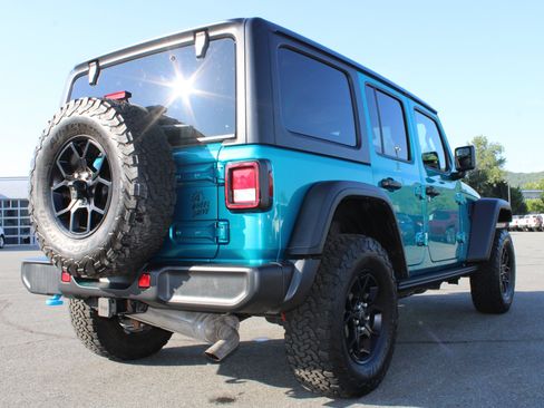 Used 2024 Jeep Wrangler Unlimited AWD/4WD image 15
