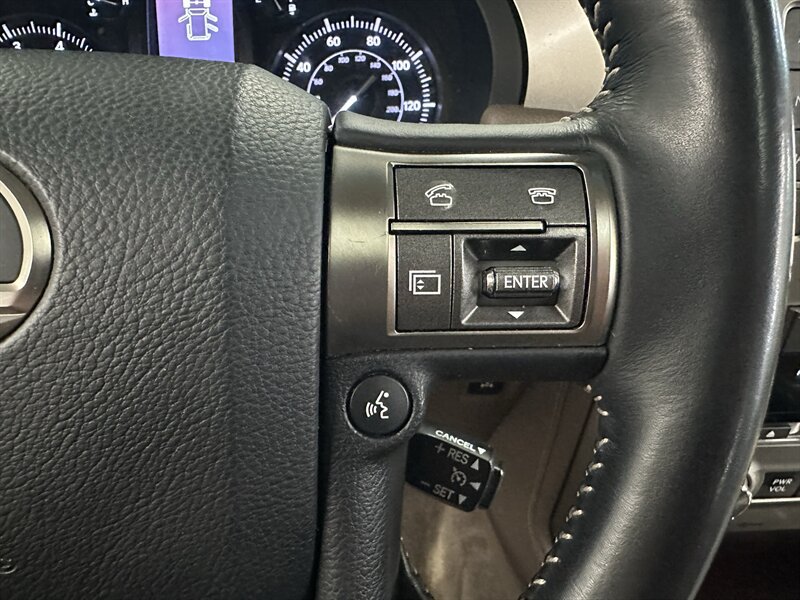 Used 2014 Lexus GX 460 w/ Premium Package AWD/4WD image 28
