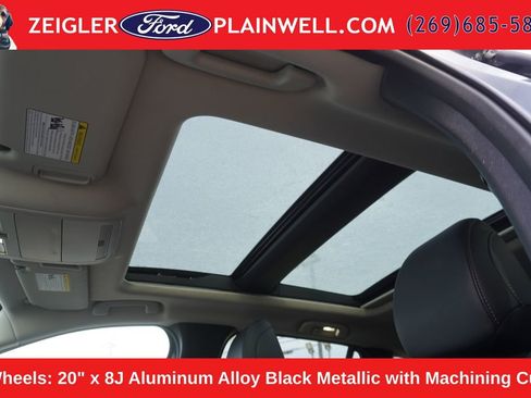 Used 2025 MAZDA CX-50 AWD 2.5 S w/ Premium Plus Pkg image 19