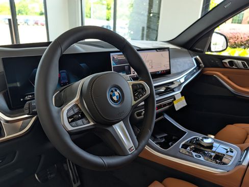 New 2026 BMW X5 xDrive50e w/ Executive Package AWD/4WD image 19