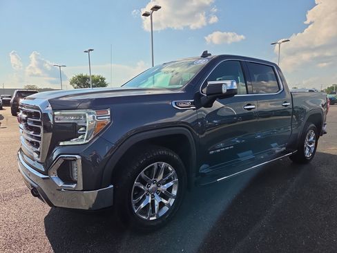 Used 2022 GMC Sierra 1500 SLT w/ SLT Premium Plus Package AWD/4WD image 3