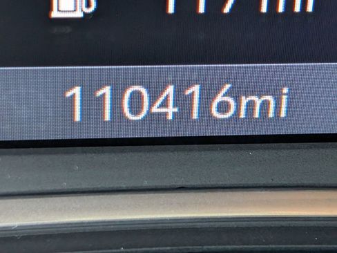 Used 2020 Chevrolet Traverse RS image 25