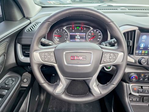 Used 2022 GMC Terrain SLT w/ Infotainment Package II image 39