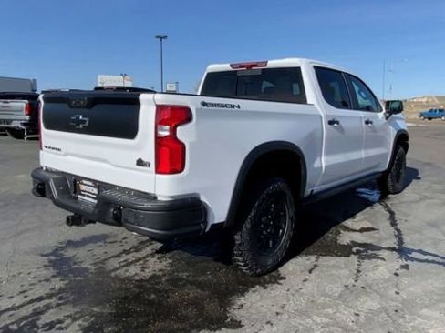 New 2026 Chevrolet Silverado 1500 ZR2 w/ ZR2 Bison Edition AWD/4WD image 8