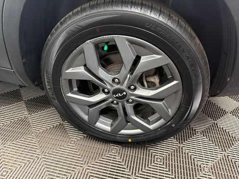 Certified 2024 Kia Seltos LX AWD/4WD image 33