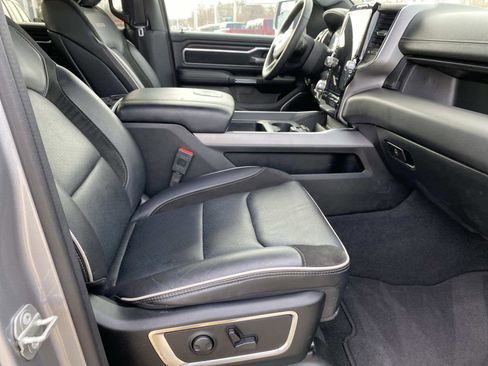 Used 2025 RAM 1500 Laramie image 24