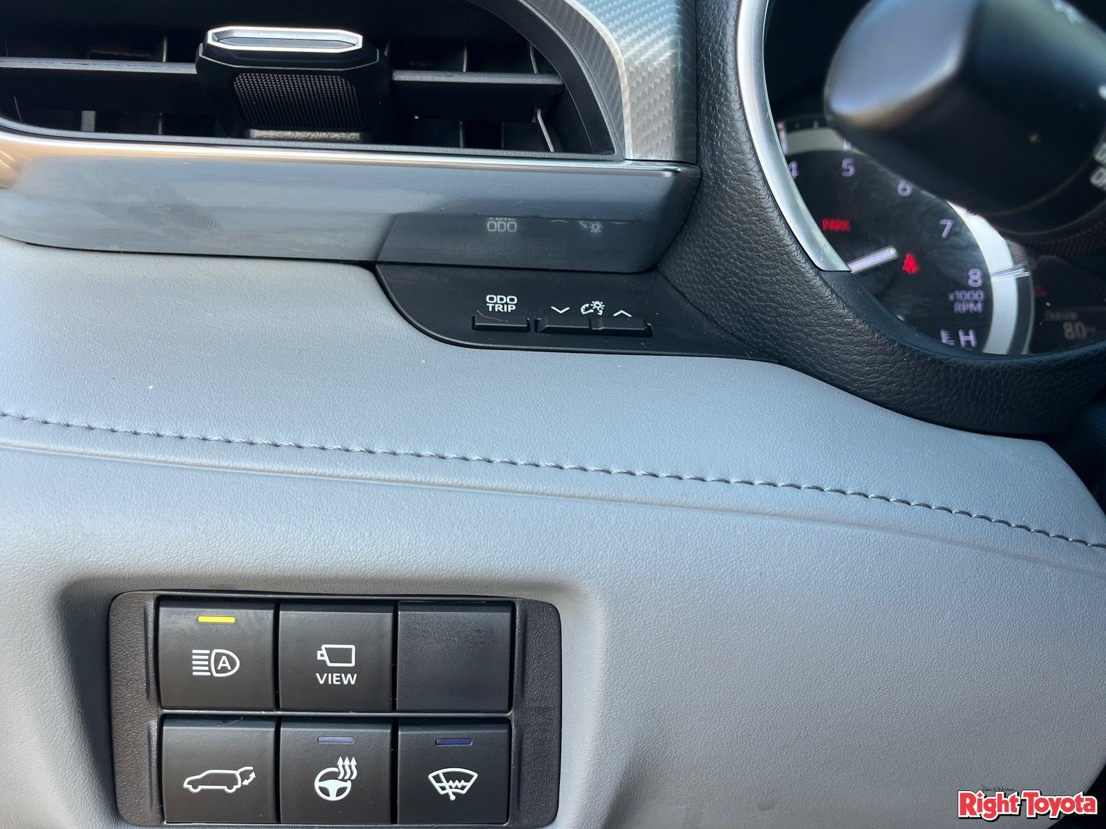 Used 2022 Toyota Highlander Platinum FWD image 33