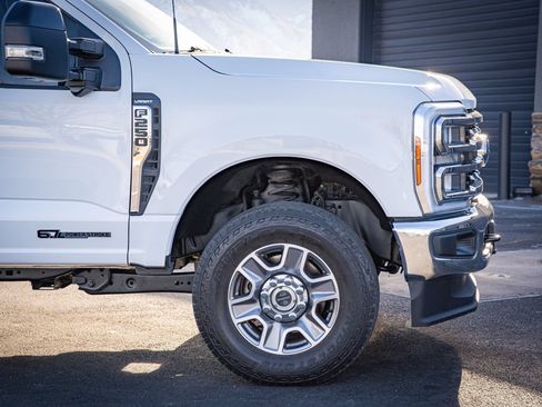 Used 2024 Ford F250 Lariat AWD/4WD image 4
