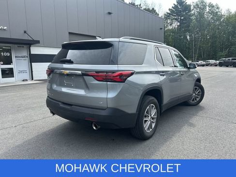Used 2024 Chevrolet Traverse LT AWD/4WD image 4