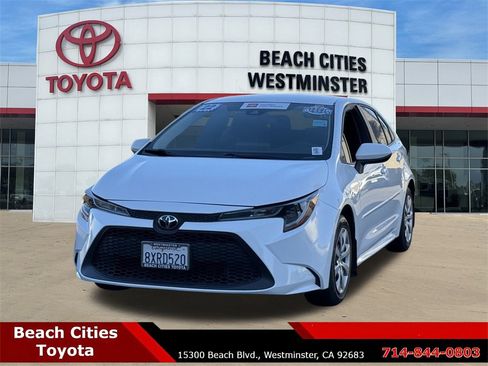 Certified 2022 Toyota Corolla LE image 5