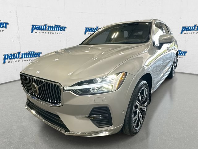 Used 2022 Volvo XC60 B5 Inscription AWD/4WD image 1