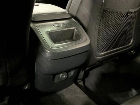 Certified 2024 Volvo XC60 B5 Core image 33