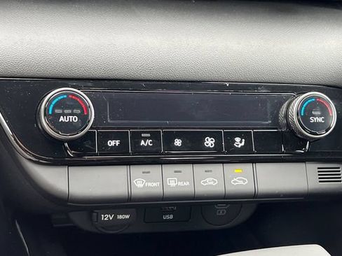 New 2026 Hyundai Elantra Sport FWD image 18