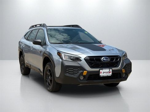 Used 2025 Subaru Outback Wilderness image 3