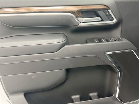 Used 2025 Chevrolet Silverado 2500 LT w/ All Star Edition image 20