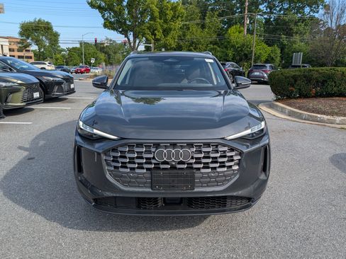 Used 2025 Audi Q5 Premium Plus AWD/4WD image 8