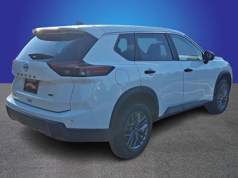 Used 2024 Nissan Rogue S AWD/4WD image 4