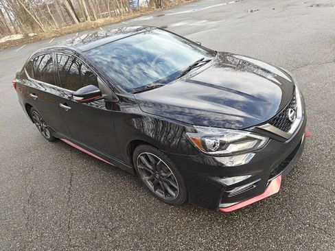 Used 2018 Nissan Sentra NISMO image 9